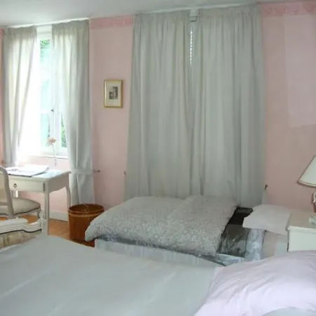 Au Charme Des Pommiers 住宿加早餐酒店 3*