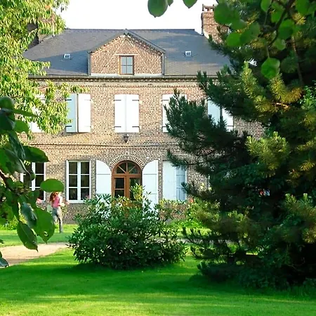 Au Charme Des Pommiers 3*
